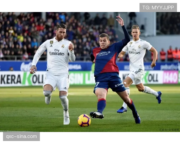 皇马进攻宽度利用不充分 奥萨苏纳防守收缩及时有效